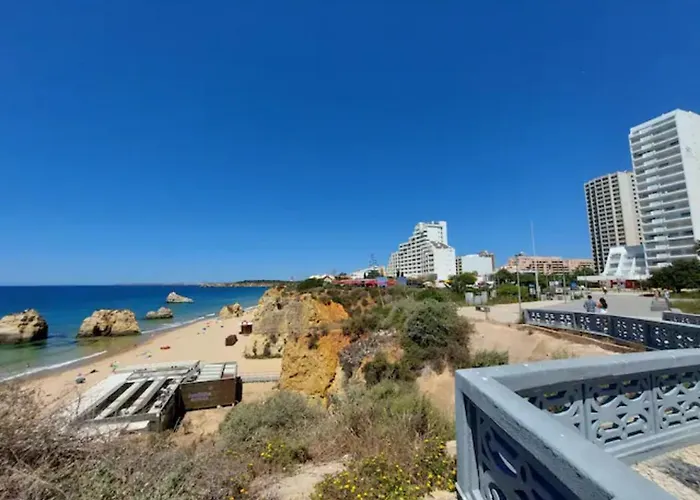 Rocha Dreamhouse 2 - Folgado & Borges Lda *